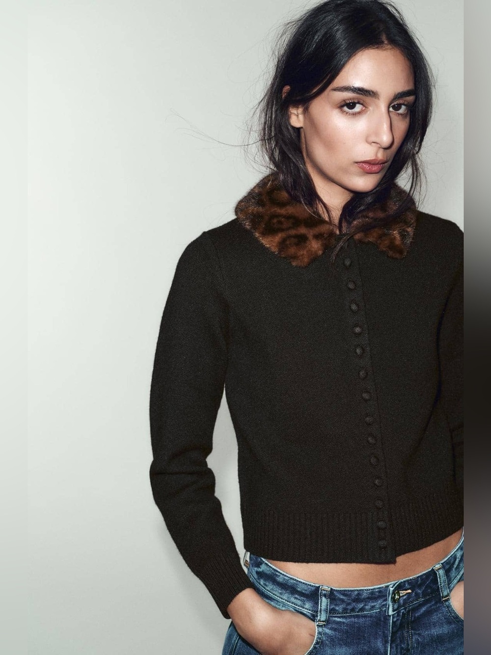 Zara Women's Black Button-Front Sweater Jacket with Brown Faux-Fur Collar